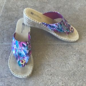 Comfortable espadrille sandals